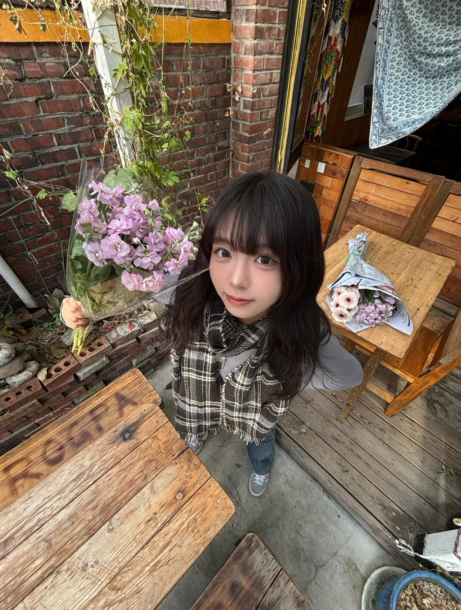 Elghreep2011's tweet photo. 世界中に星はたくさんあるけど、僕の目には君しか映らないよ。今日も一日お疲れ様！ 🌟😂
YAYOD https://t.co/81Hp2hpc62