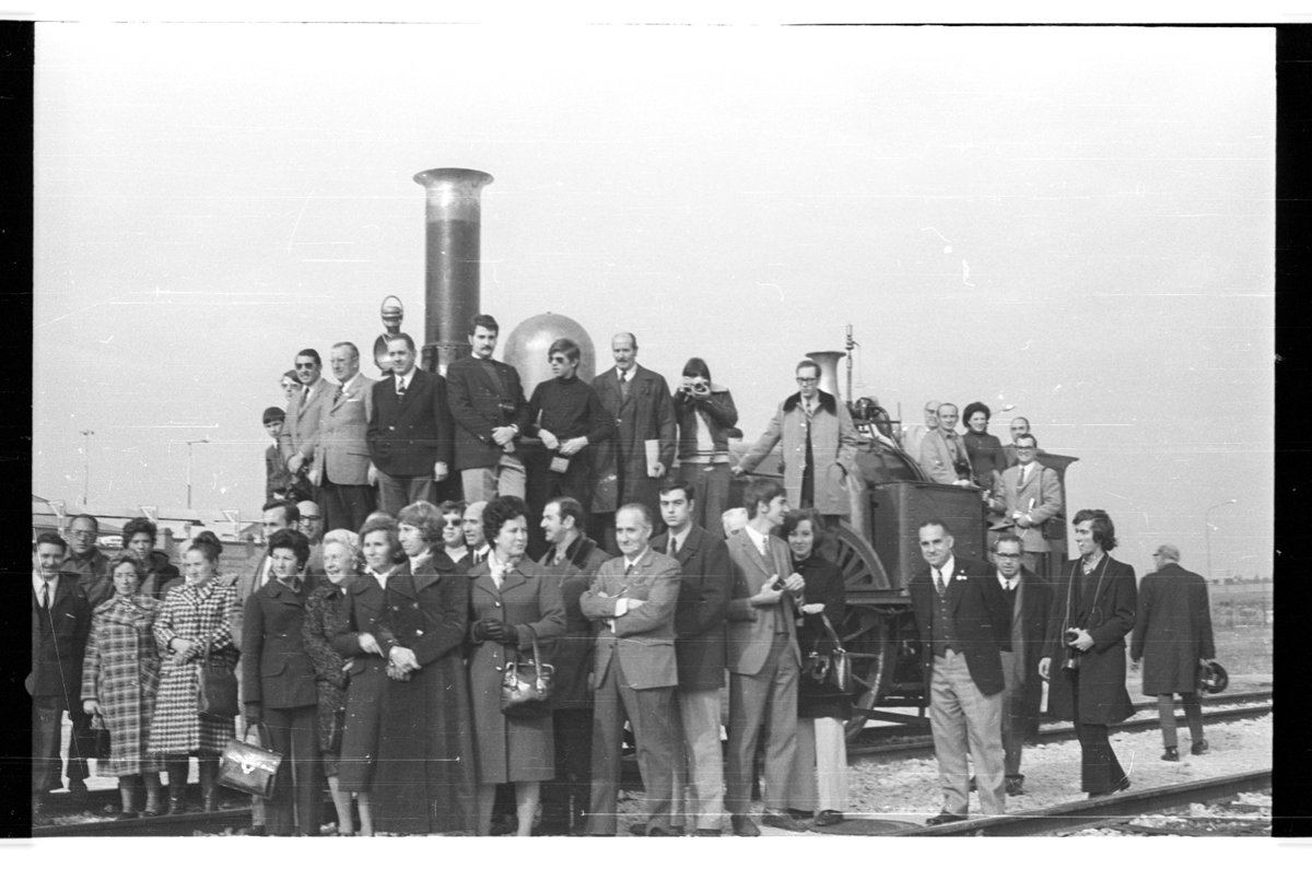 ffe_es's tweet photo. @M_Ferrocarril @Renfe @Adif_es @transportesgob En 1971 participó en los actos conmemorativos del XXV Aniversario de la Asociación de Amigos del Ferrocarril de Madrid y también estuvo en el XIX Congreso del MOROP en Vilanova.

📸 Juan Bautista Cabrera

🧵👇 https://t.co/hiHZ1Wd315