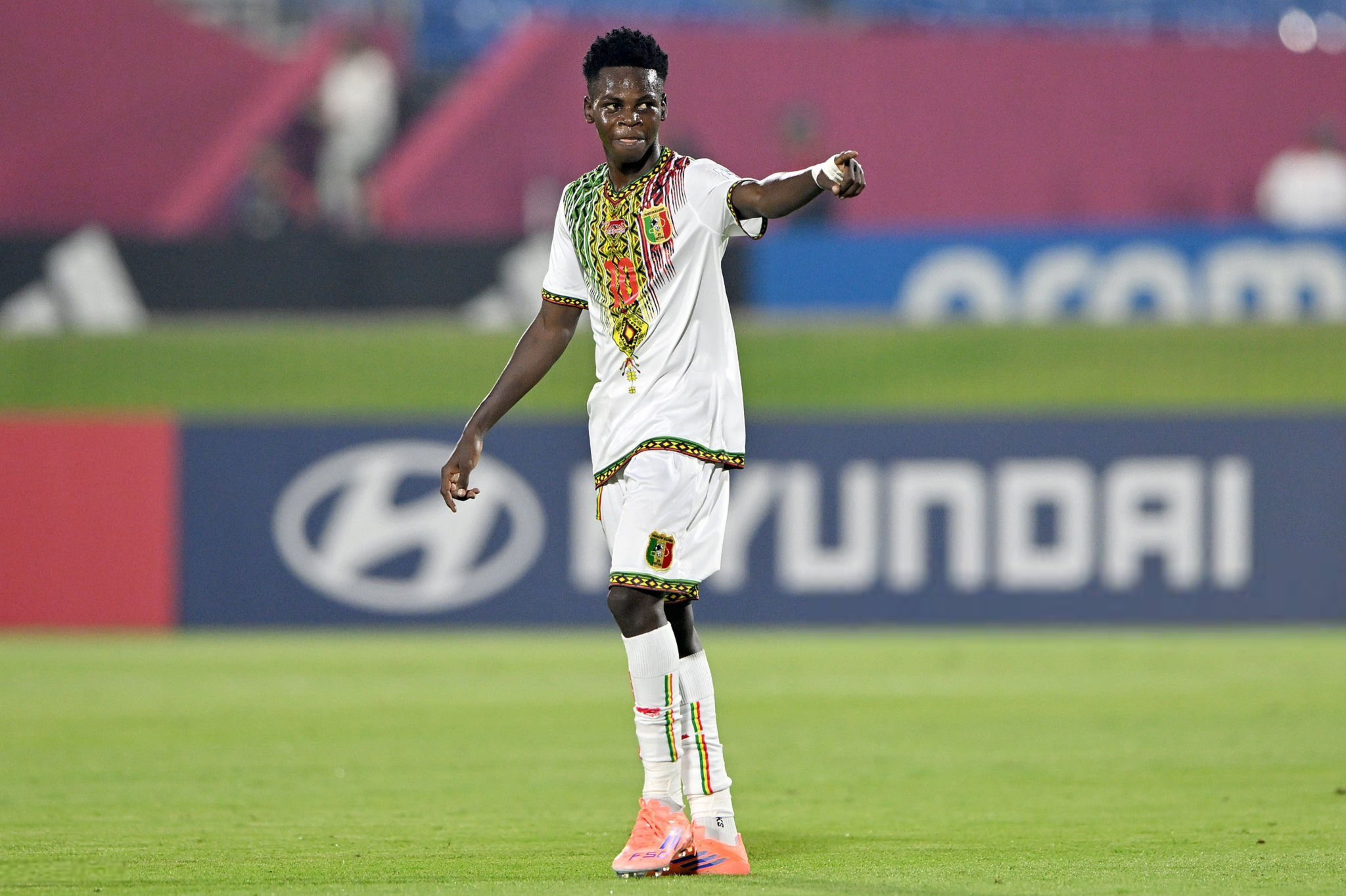 🚨🚨 Pisté par le Barça, Chelsea, Manchester United et Fenerbahce, SEYDO...