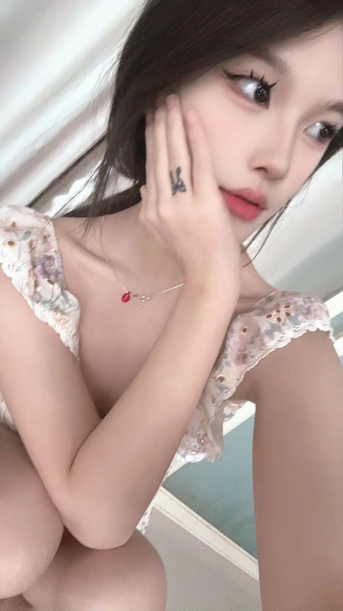 alazaymoore's tweet photo. #龙岩
切勿见怪，由于你迟迟未来，我差点以为这人世间不过如此。
得吃热线（@jacob_2322）失联看主页第一条帖子联络
新罗区
029 https://t.co/i8sBLO789r