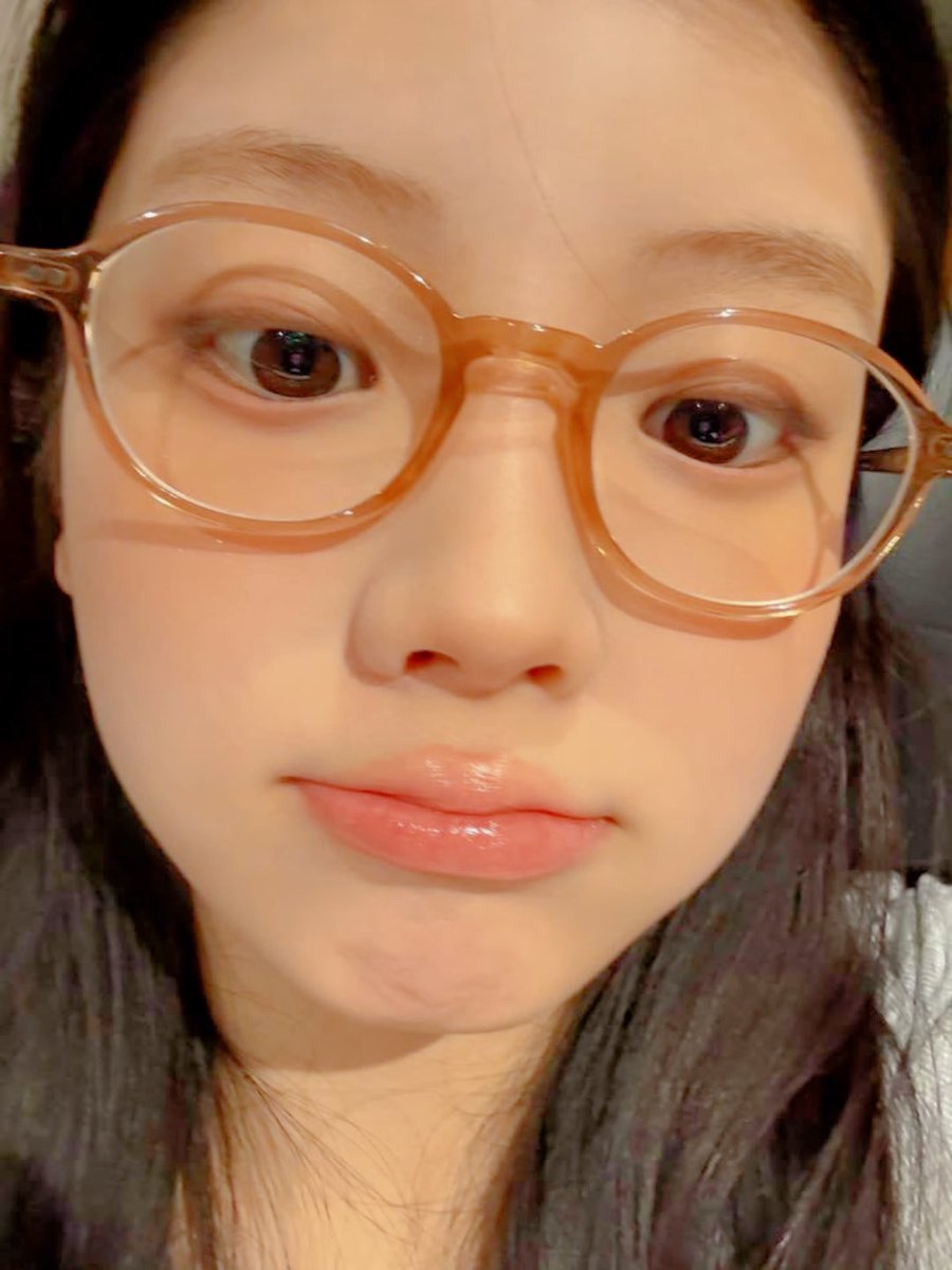 leemoniluv's tweet photo. — t is for twinkle twinkle 🫶 https://t.co/mgiEhd4G0n