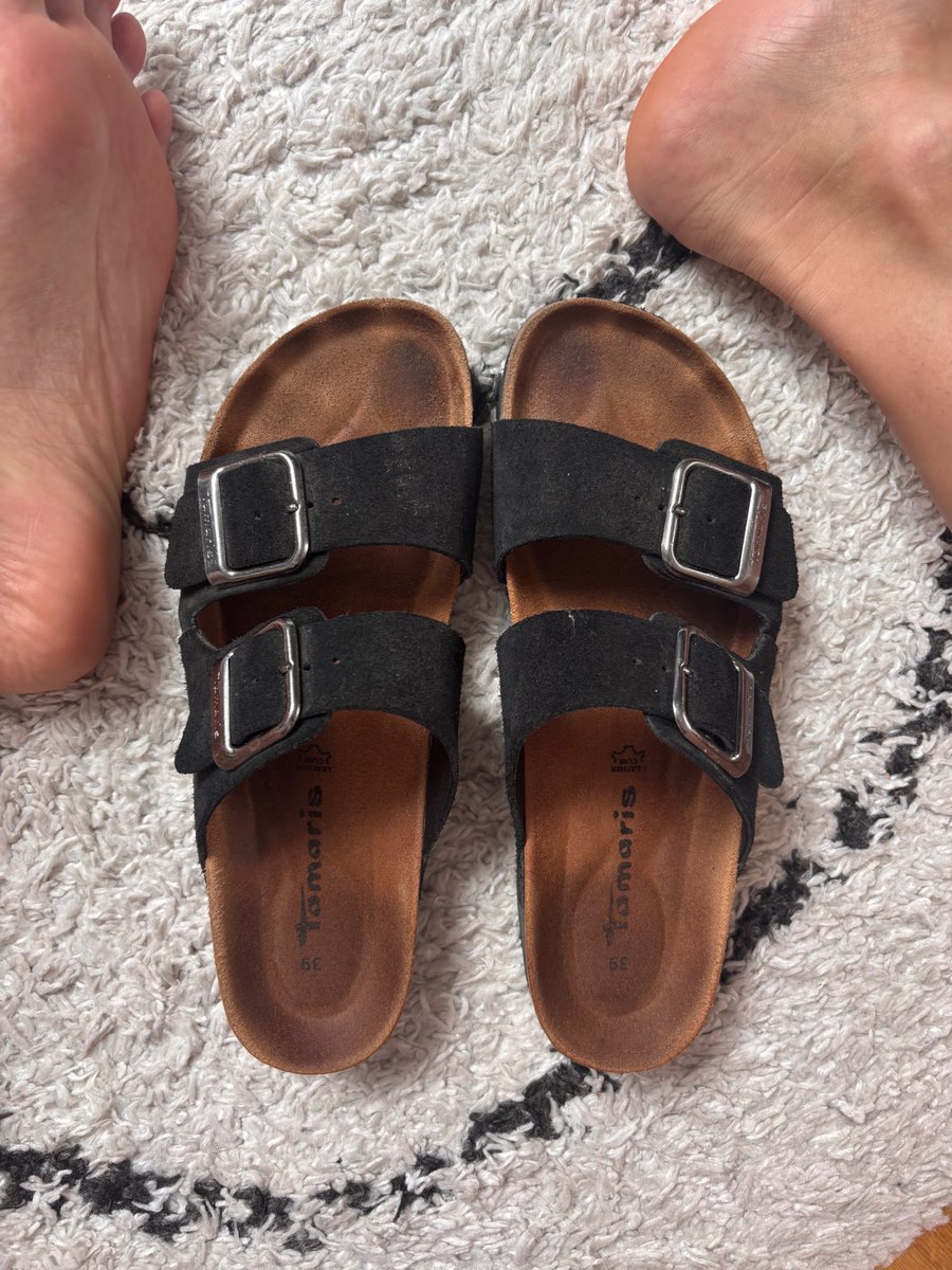 MiaCutix's tweet photo. After my vacation these little treasures are so sweaty and smelling the moment they get even a little warm 😜 I guess it’s time for a new pair but you, little L,o$er want to have a sniff first? right?

@Feetcentral13 @rt_domm @RTLoveFeet https://t.co/mNnpNVaIF9