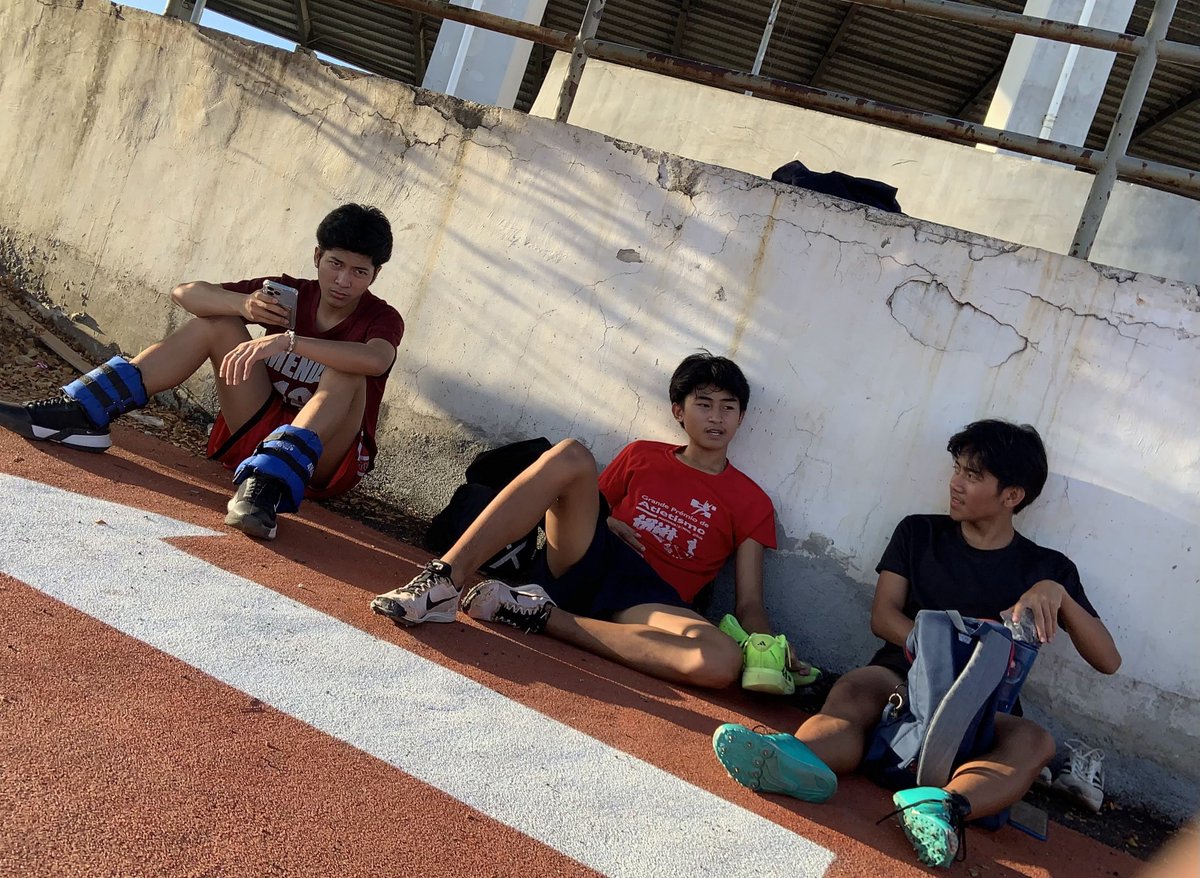 stolenshots25's tweet photo. Mga bagets sa may sports complex sa lugar ng Tagaytay

#stolenshots #boys #youngboys #tagaytaycity https://t.co/IbCP1nTpVg