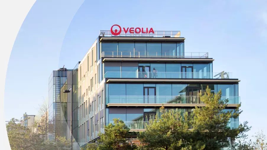 Investosh's tweet photo. VEOLIA : l'acteur incontournable et futur gagnant du cycle IA ?💧

Leader mondial de l'eau, Veolia refroidit déjà les data centers d'Amazon avec de l'eau recyclée, et a sécurisé +750M$ de contrats dans l'énergie et les semi-conducteurs.

Le marché a-t-il déjà pricé ce virage ?👇 https://t.co/gI6lXEVTgp