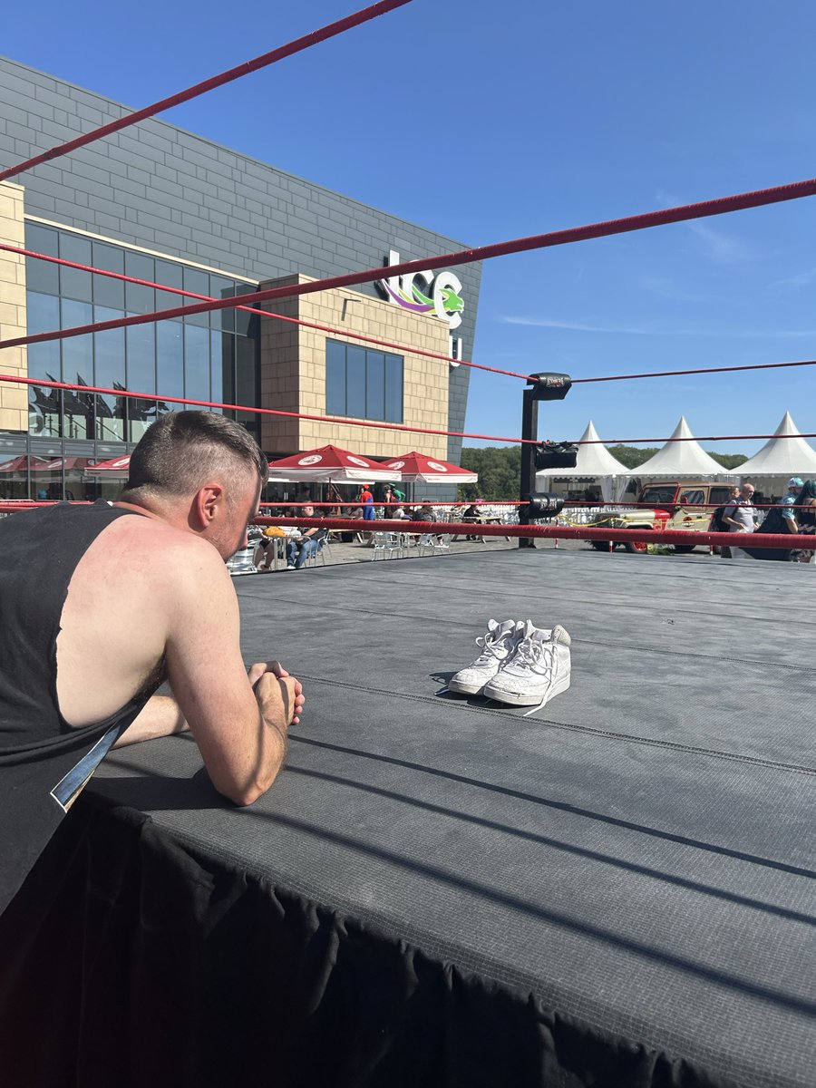 TBAWRESTLING's tweet photo. Ladies and lads there’s something you really need to know! WE ARE THE BROTHERS AWE! And that we are! And this is the day we couldn’t have imagine back in 2011 training in Portsmouth would ever happen but it turns out your age just keeps on moving every single year (who knew) and https://t.co/71vOZzHvXg