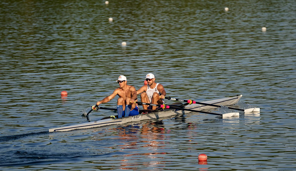 SinkovicBros's tweet photo. Final kilometres at home before Amsterdam.

Twelve years ago, we became World Champions there and set 5:59.72. Next week, we’re back on the Bosbaan in the double. A little older this time😄

See you in Amsterdam! 
#sinkovicbrothers #rowing https://t.co/t25qKTai5P