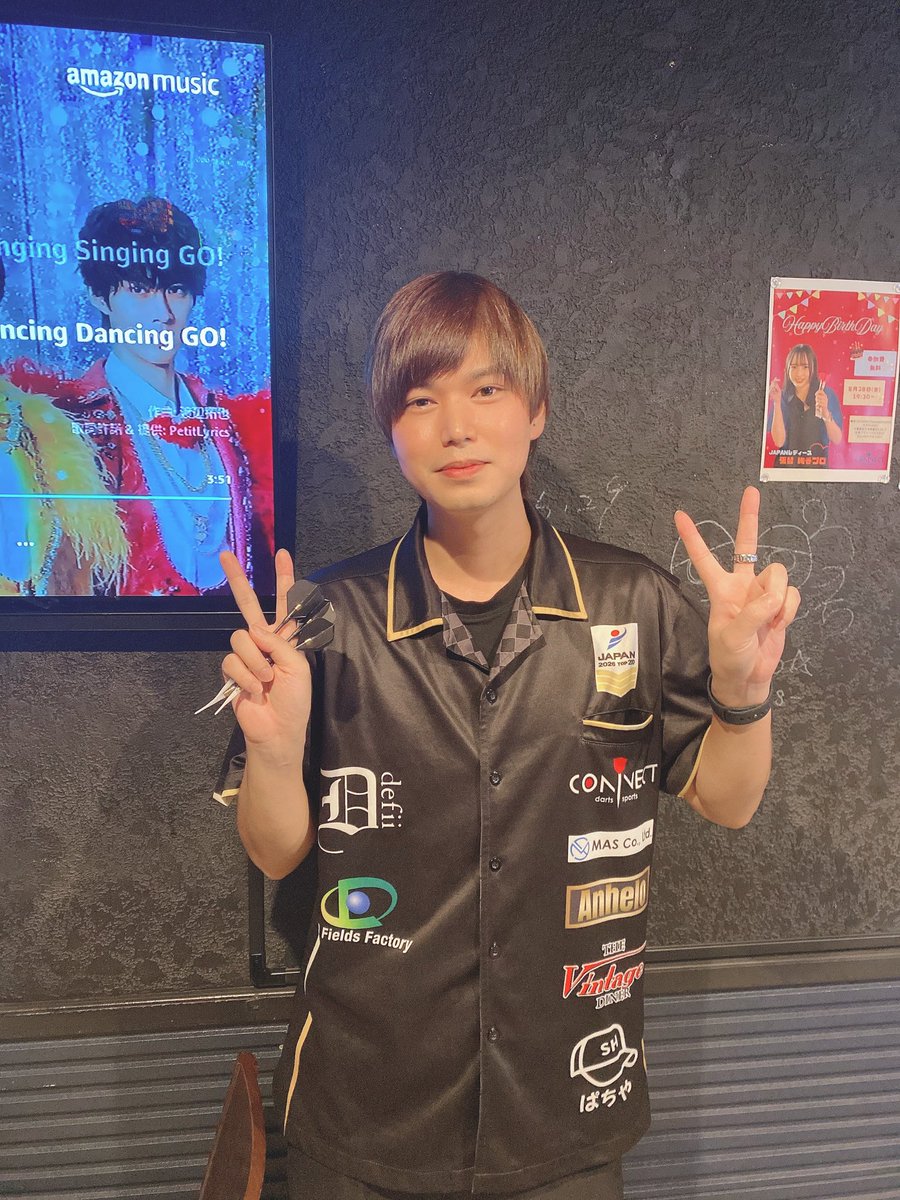 ConnectDarts's tweet photo. 始まりました✨

   (代打)オーナー 高野智樹プロ
           🎯プレイヤーday🎯

とってもレア…?!
みたいなので
皆さまのご来店お待ちしております🤩

スロー動画とあまり盛れなかった写真もどうぞ！！笑 https://t.co/AnUBXN1Tao