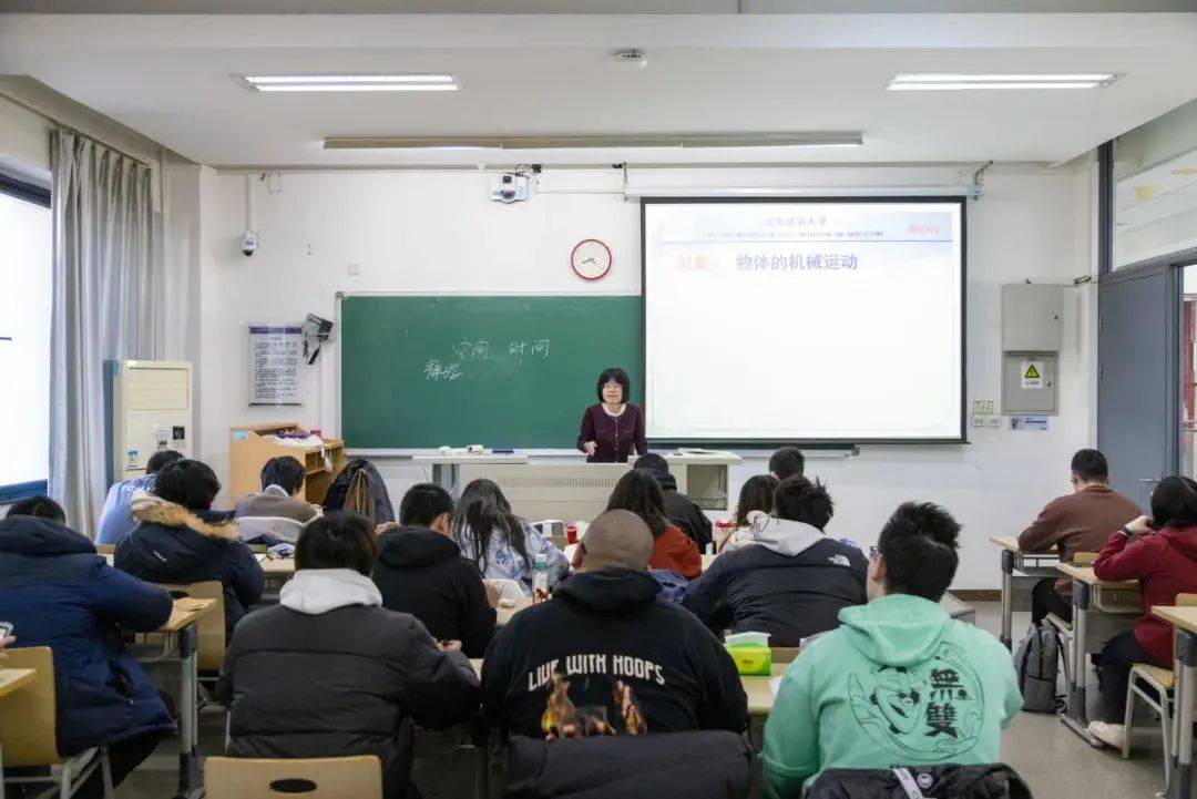 Jessie619832952's tweet photo. New semester unlocked! Ready to chase new goals, learn cool stuff, and make fun memories with my awesome classmates  Let’s do this!， https://t.co/GjmHz26Jca