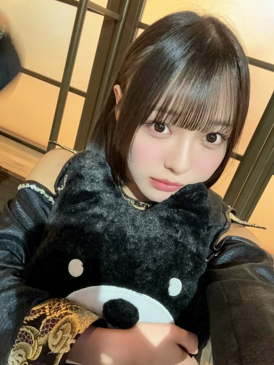 SUZUME_INWS's tweet photo. ぎゅ♡ https://t.co/iN92EYELFC