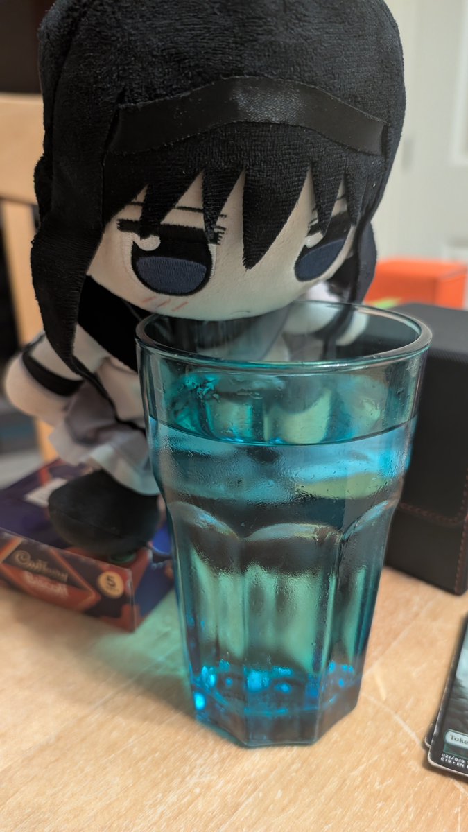 Ghosty101010's tweet photo. Don't forget to drink water https://t.co/x1l8yxrFA2