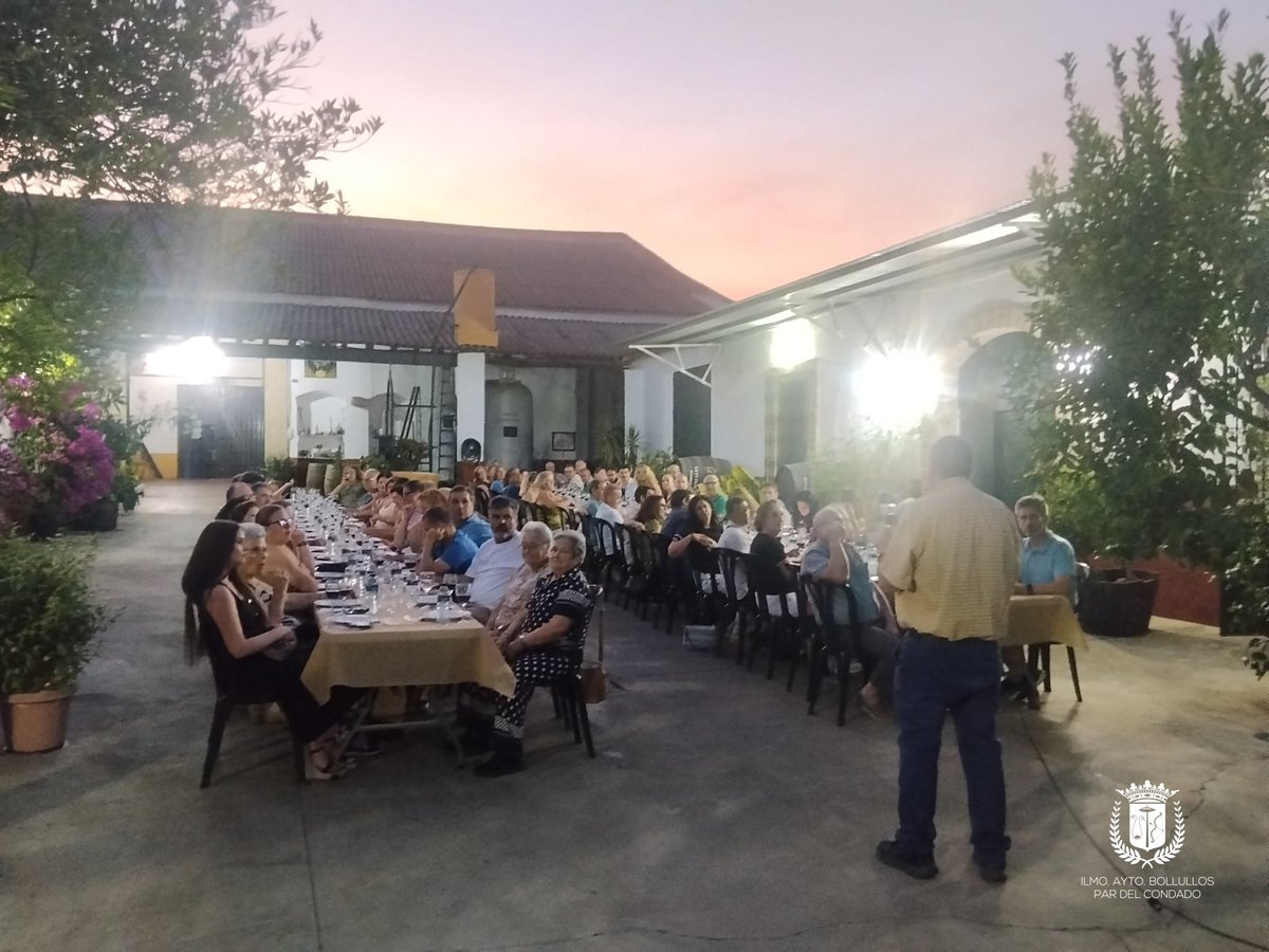AytoBollullos's tweet photo. 📷GRAN PARTICIPACIÓN Y BUEN AMBIENTE EN LA CATA FLAMENCA
Más de medio centenar de personas disfrutaron del vino, la cultura y el flamenco en la Cata Flamenca de Bodegas Juncales dentro de la programación Verano 2026 en nuestro municipio. https://t.co/iueGtgS6X3