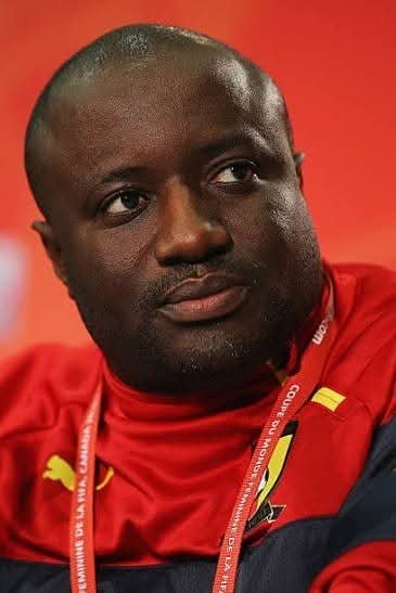 Asong_MT's tweet photo. To the man who laid the foundation stone for Women's football in Cameroon
He used to pay taxi for the girls to go train but he didn't give up
Led them to the 2016 finals before he was appointed President of Anafoot

Hommage to Carl Enow Ngachu
Thank you sir
The girls roared
🇨🇲🇨🇲 https://t.co/dtUpCopBnQ