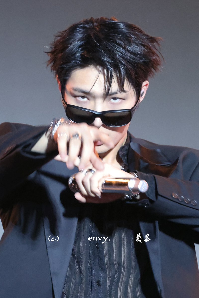 en89vy's tweet photo. 260814 ISTANBUL FESTIVALI
#민기 #MINGI #에이티즈 #ATEEZ https://t.co/E4ZuZoup4i