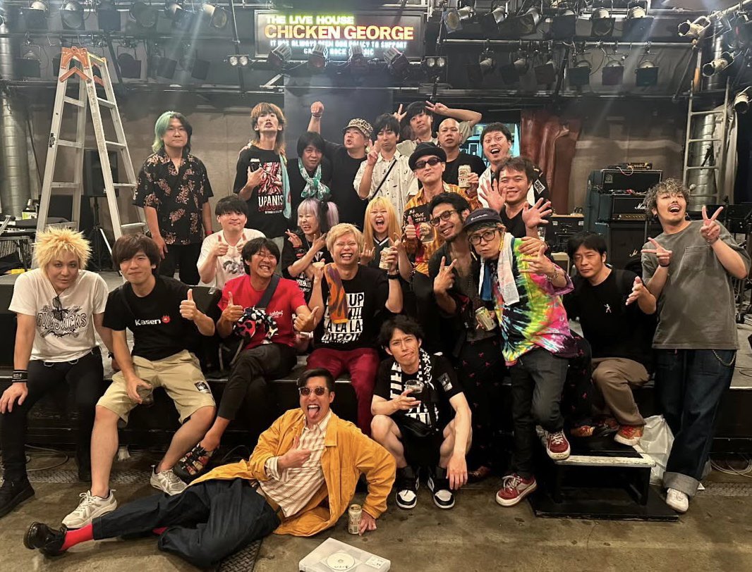 DAIBUSOU's tweet photo. 昨日の反逆Fes2026 
本当にありがとうございました！

特別な日に
特別なライブハウスで
特別な出演者たち
そして、特別なあなたが居てくれて！

最高な一日、本当に最高な一日でした！

今夜は後夜祭なので、全体的な総括は全部終わった後にゆっくりと書きますね！
#反逆フェス https://t.co/dPjBfmshfM