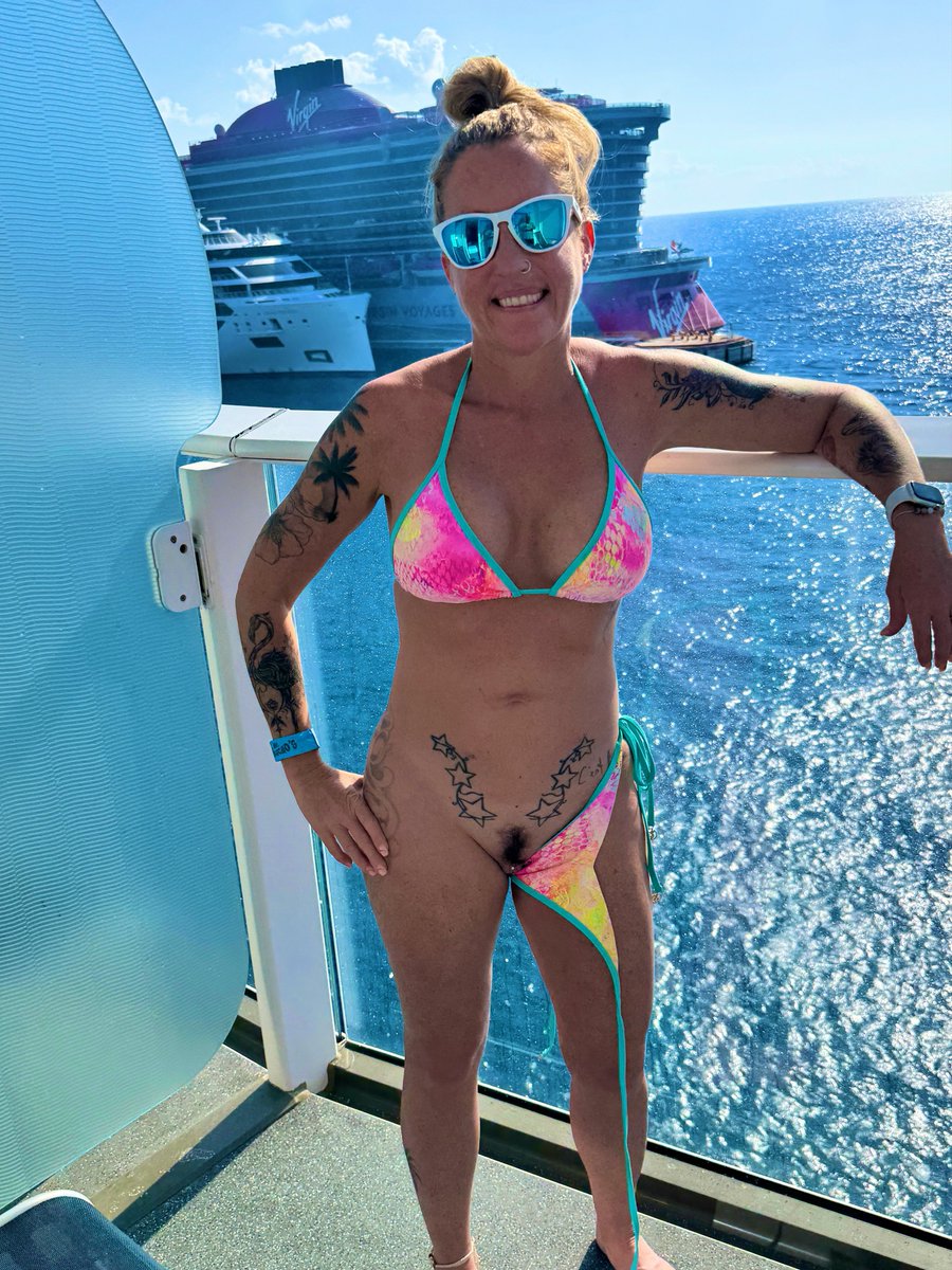 JerseyDevilBabe's tweet photo. You’re only seeing a tiny portion of my content here! What you really want is my Onlyfans! It’s all the content exclusive only to my fans! It’s just $5 nothing more! https://t.co/vUt8VzC84k