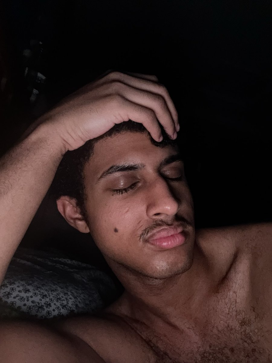ucandrivehere's tweet photo. sleepyhead🌙✨ https://t.co/1sCMvRGBcs