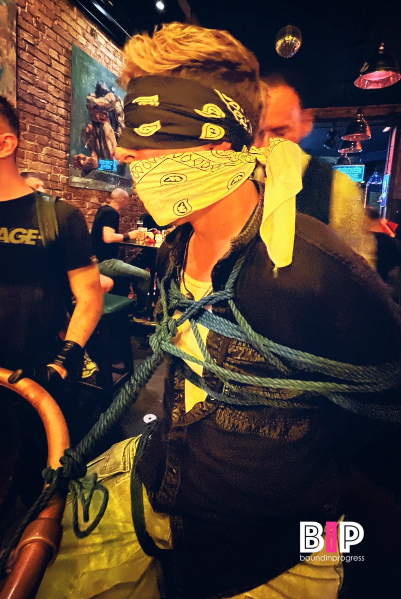BoundInProgress's tweet photo. I Guys, I really like being tied up and gagged in public! Last time was at the „Prinzknecht“ in Berlin. Thanks again to @theboundjewels and @rennegade3 for presenting me to public like this! 🥵#boundinprogress #prinzknecht #gagged  #boundinpublic https://t.co/453irWuoAv