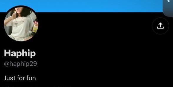 therainofola's tweet photo. hi guys😋 aku mau update hal yg seruk, makasih yah yg sudah bantu aku kirimin akun-akun anehnya (BANYAK BGT YANG BANTU)

quick update, aku udh di minggu ke-2 ngurus dgn pihak berwenang terkait hal ini, semua bukti sudah di print dan dikasih ke mereka🥰 ini contoh akunnya😍 https://t.co/rYhl7rLeje
