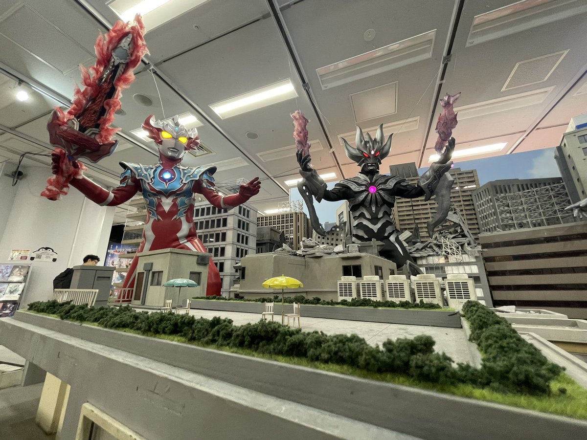voyager_CT's tweet photo. ウルサマ後期ステージ見て来ました〜🙌

シンプルなテーマ、より大人も子供も楽しめる世界観で最高‼️

展示も少しずつ変わっていて見どころ満載。開催期間も残りわずかですので、まだの方はぜひ会場へ‼️

#ウルサマ
#ウルトラマン
#池袋サンシャインシティ
#ボイジャー  #voyager https://t.co/jT4p2p29yt