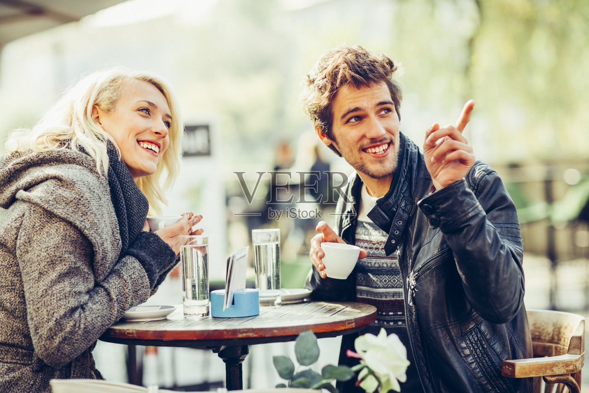 ValeryDemo7li6's tweet photo. Had a quick coffee chat with my new neighbor this morning—small talks make such a big difference!， https://t.co/6bB4HSG6xm