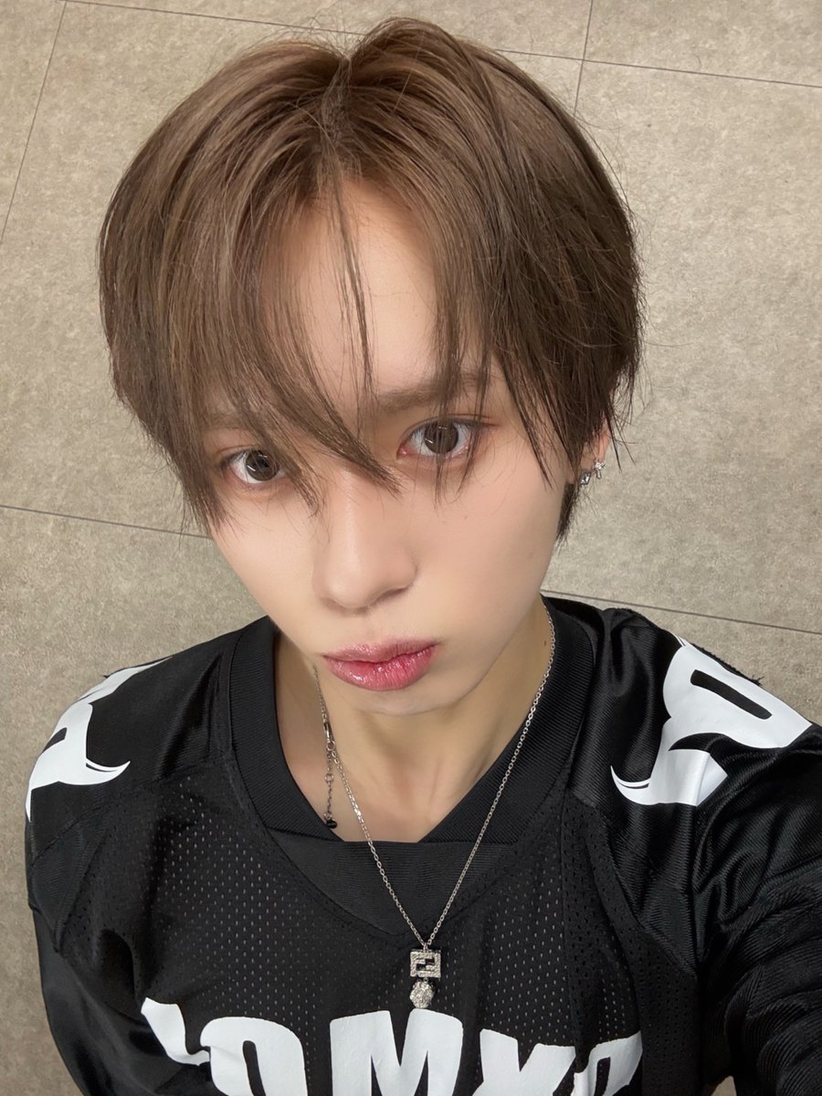 DXMON_HM's tweet photo. 영서 어때😈

#DXMON #다이몬
#HEE #히 https://t.co/e0qxaLHN8Q
