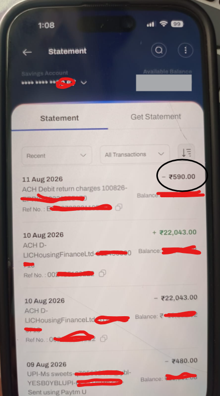 SKYjourno's tweet photo. मेरी एक EMI miss हुई और करीब ₹1,600 के charges लग गए! 😳

मेरी 10 तारीख को Home Loan की EMI जानी थी।

किसी वजह से मैं समय पर अपने bank account में पैसे transfer करना भूल गया।

EMI bounce हुई तो-

HDFC ने ₹590 bounce charges के नाम पर काट लिए।

इसके बाद LIC Housing Finance ने ₹1,004 काट लिए, जिसमें बताया गया कि ₹750 bounce charges हैं।

मुझे समझ नहीं या रहा है 

एक ही EMI bounce होने पर दो अलग-अलग जगहों से bounce charges क्यों?

मैंने LIC Housing Finance के agent से भी पूछा कि जब HDFC पहले ही charges काट चुका है तो यहां दोबारा ₹750 क्यों?

जवाब मिला- "सर, ये तो देना पड़ेगा।"

अगर किसी को RBI या loan agreement के rules की सही जानकारी है तो बताइए

क्या एक ही failed EMI transaction पर borrower से दो बार bounce/return charges वसूलना उचित है?
 @LIC_HFL @HDFC_Bank @HDFCBank_Cares