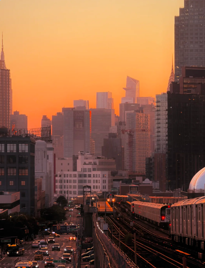 AUSAeducation's tweet photo. Dusk in New York is absolutely enchanting. https://t.co/w4tClQgYth