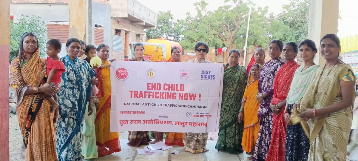yuva_rural74335's tweet photo. Women’s awareness meetings were conducted across villages in Latur District on child marriage prevention, child labour prevention, and government welfare schemes. 

#ChildMarriage #ChildLabour #WomenEmpowerment #Latur https://t.co/D4zwVn3Z4i