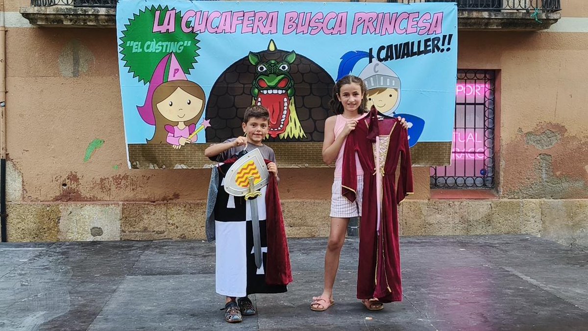 tarragonaradio's tweet photo. Júlia Fandos i Martín Calatayud, princesa i cavaller de La Cucafera Baixa 2026 https://t.co/94pcKflky5 https://t.co/4bA8g7xcSX