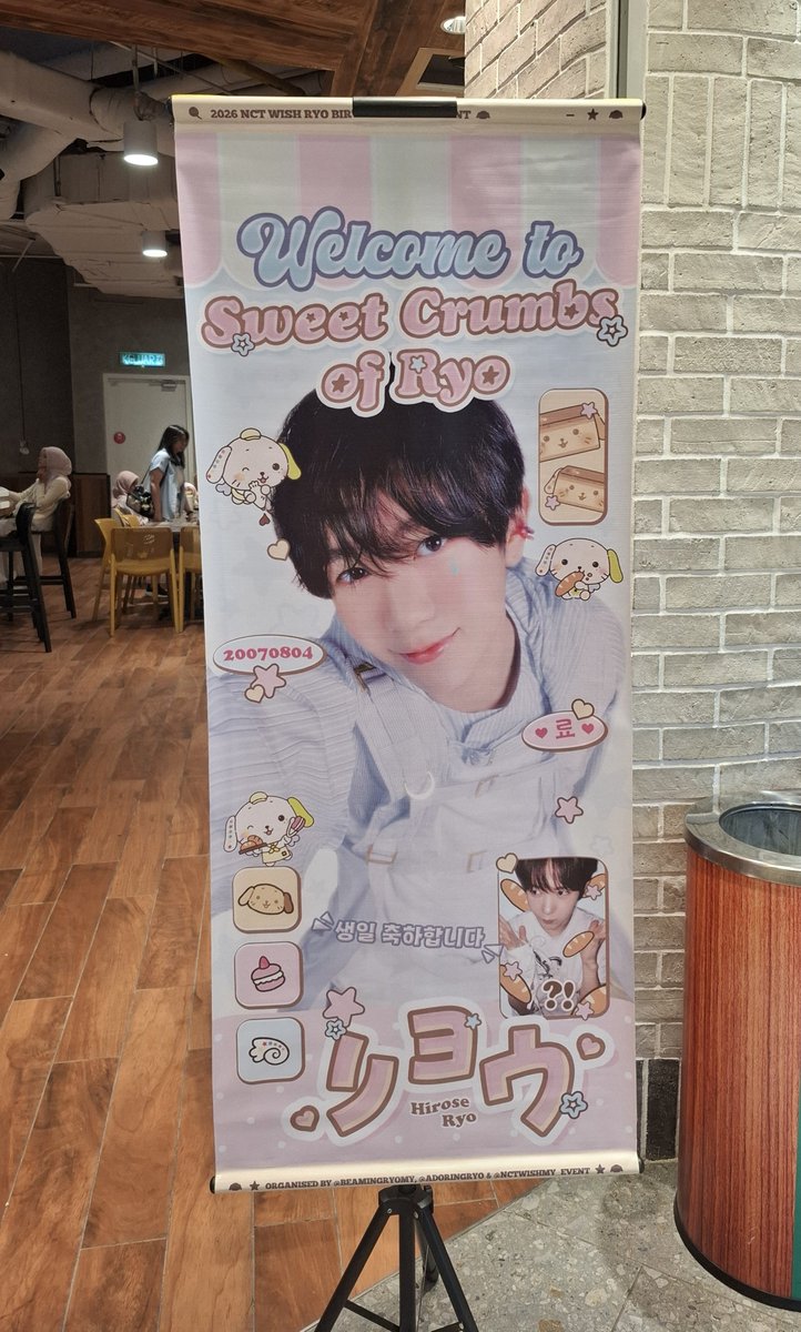 AdoringRyo's tweet photo. thank you so much to those who came yesterday π©΅ i hope everybody enjoyed #SweetCrumbsofRyo !! it was my first time hosting and I couldn't have done it without @BeamingRyoMY & @nctwishmy_event ! hugeee shoutout for everything they've done up until the event day <3 thank you too to the volunteers for the help on preparing/decorating the place π₯Ή