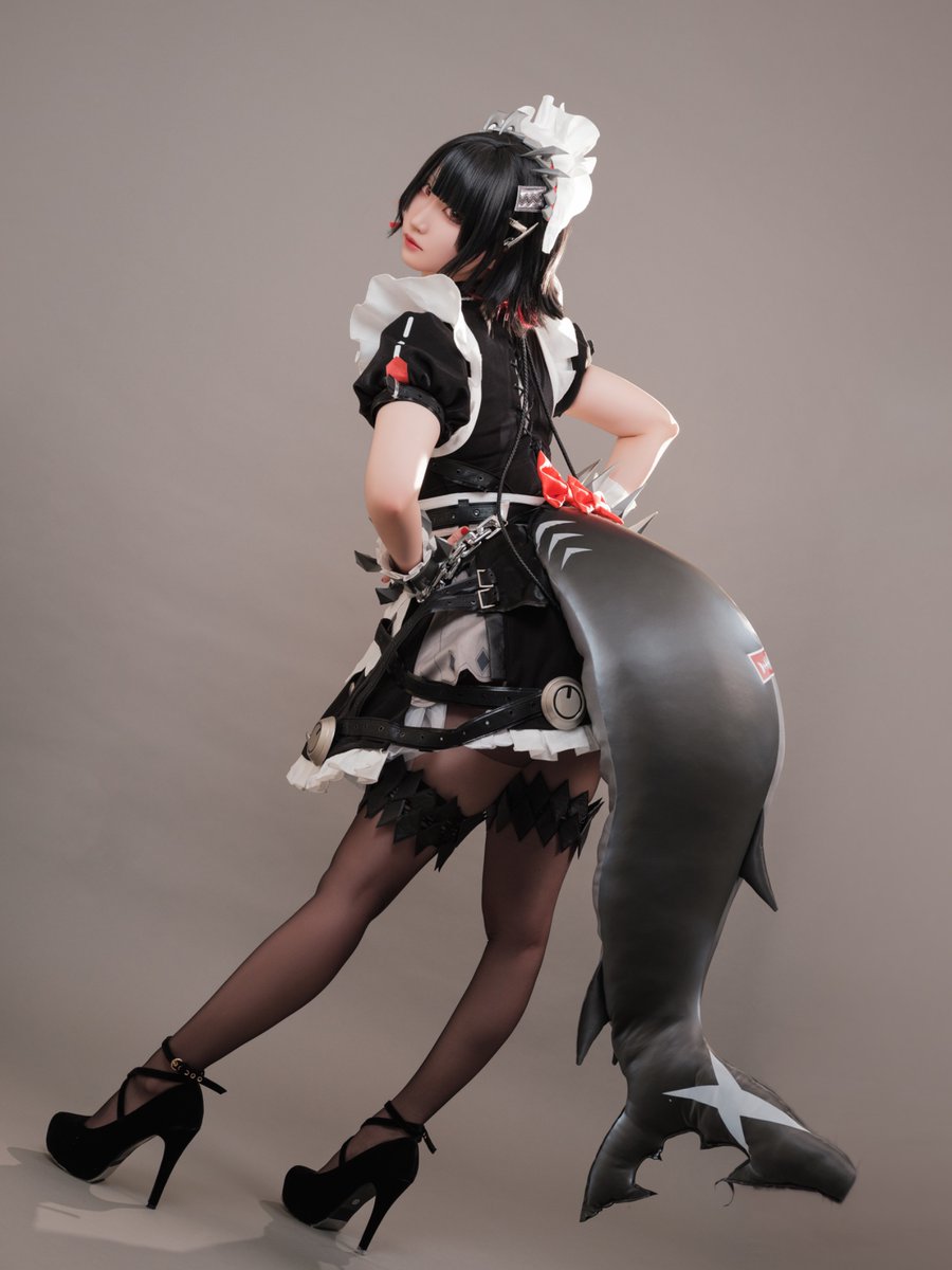 nme_w_mdni_sub's tweet photo. エレンメイド服また着たいなすごい大変なのこの衣装🤣 https://t.co/tFoFR5zMWx