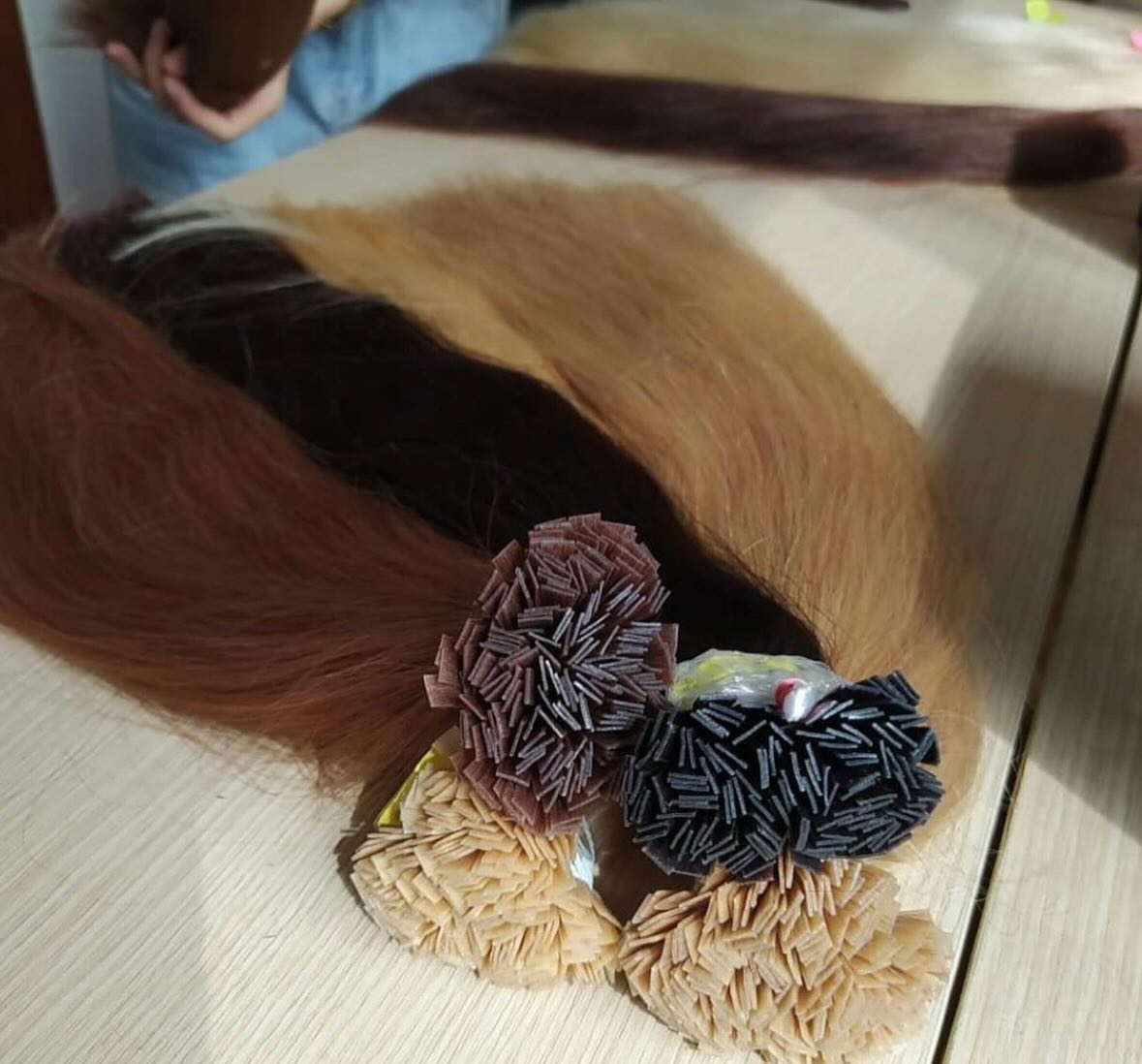 howardmadison86's tweet photo. Extension 100% natyrale – cilësi premium! Transformo flokët e tua me extension me cilësi të lartë, të disponueshme në çdo ngjyrë dhe gjatësi. Zgjedhja perfekte për një pamje super elegante dhe natyrale! ✨ Mund të vendosen me
🔸 Kapse
🔸 Rruaza
🔸 https://t.co/8Q5Tqye3lX