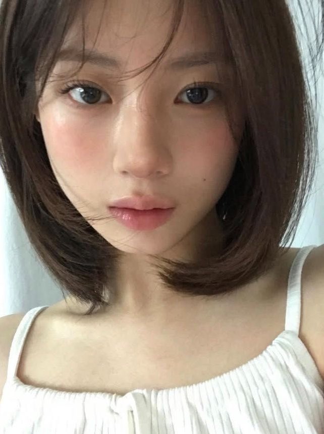 itfeelstory's tweet photo. ที่ปัดคิ้ว mude คือให้เลย หัวเล็ก สีสวย ปัดง่ายมากกกก ไม่แปลกใจคนอวยเยอะ หัวเล็กมากๆ ปัดถึงทุกเส้น ไม่เป็นก้อน คิ้วอ่อนที่จริงใจ https://t.co/fA60sgEOf1
