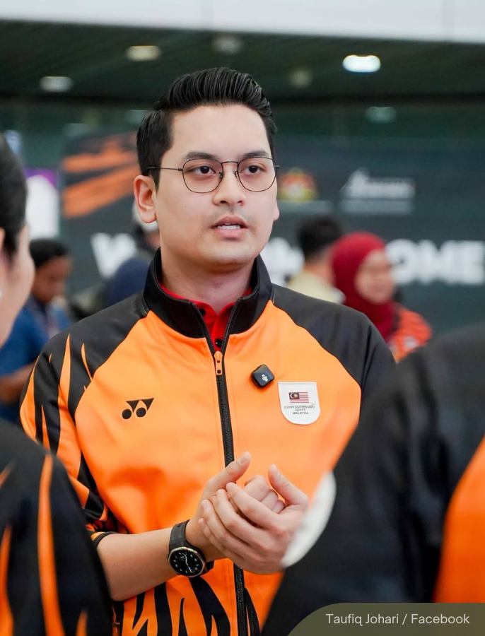 NewsBFM's tweet photo. Madani tickets priced from RM200 for the Formula 1 Gulf Air Bahrain Grand Prix have sold out.

Youth and Sports Minister Taufiq Johari said the ministry would assess whether more tickets should be made available. https://t.co/CfZhaR39ly