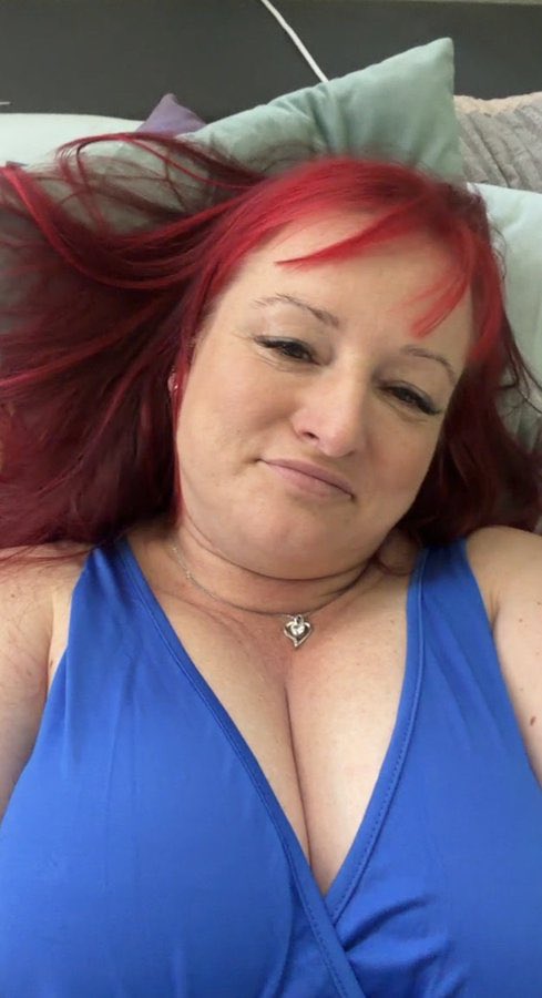 Christine517v tweet picture