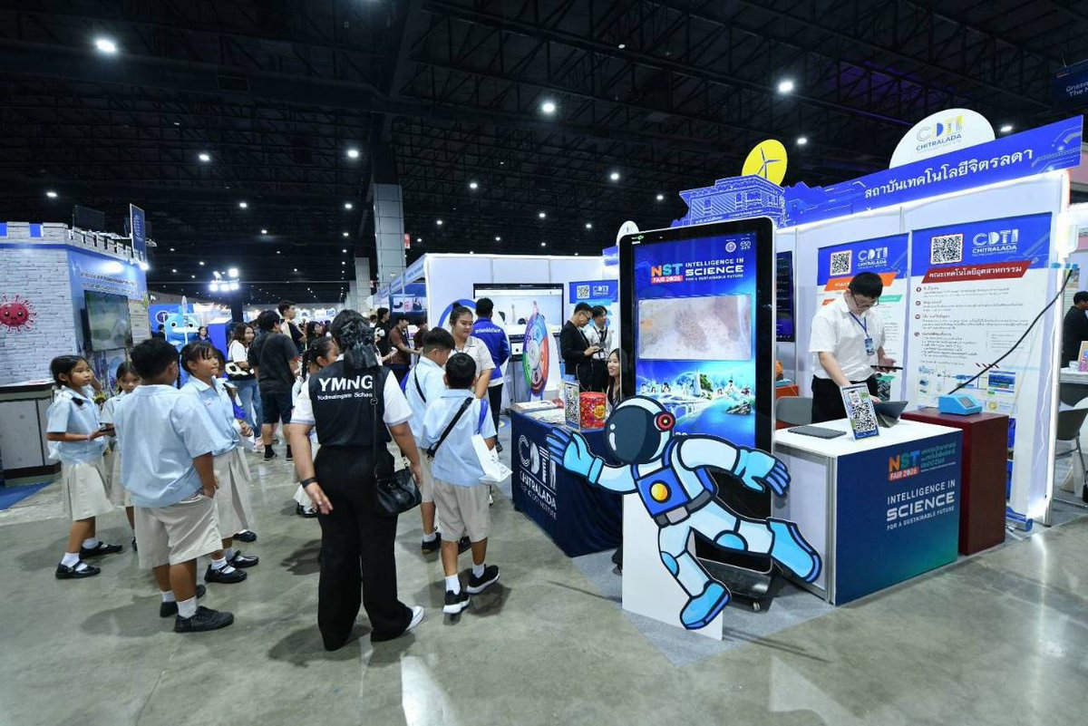 cdtiofficial's tweet photo. 🚀ขอเชิญเยี่ยมชมบูธกิจกรรมสถาบันเทคโนโลยีจิตรลดา ใน #งานมหกรรมวิทยาศาสตร์และเทคโนโลยีแห่งชาติ ประจำปี 2569🛰️🚀
🗓️วันนี้ -23 สิงหาคม 2569
⏰เวลา 09:00-19:00
📍ณ ศูนย์แสดงสินค้าอิมแพ็ค เมืองทองธานี Hall 9-11
#วิทยาศาสตร์และเทคโนโลยี #Innovation #ScienceForSustainableFuture #CDTI https://t.co/FIcKCAJGzg