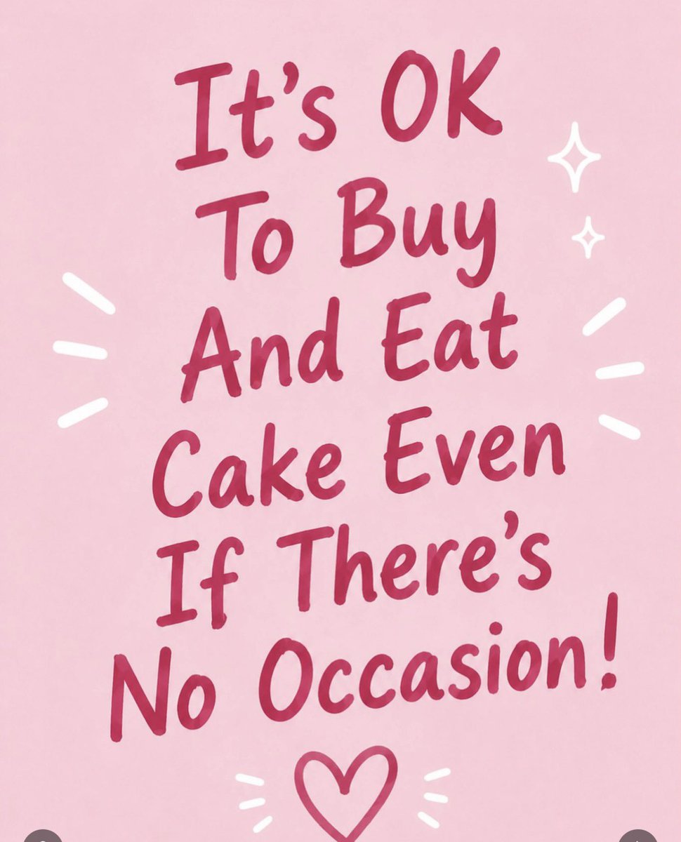 nancy_pengg's tweet photo. Caption is in the second slide🥳🤤

We have cake loaf available everyday for your satisfaction😋

Price is #5000, comes in flavor of your choice.

📍 Osogbo https://t.co/uSvebaNoin