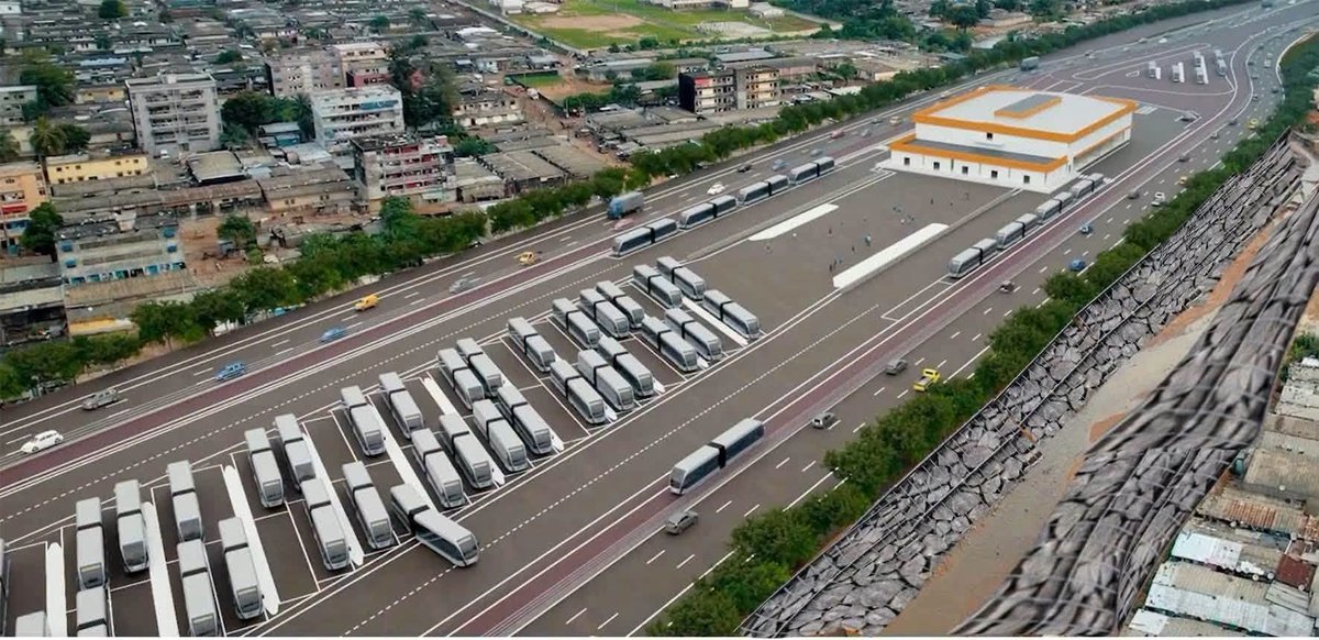 Monafrique8's tweet photo. 🚍🇨🇮 BRT d’Abidjan : d’hier à aujourd’hui

Les travaux du Bus Rapid Transitavancent pour améliorer la mobilité à Abidjan. À terme, ce système desservira notamment Yopougon depuis Bingerville, avec des bus articulés 100 % électriques circulant sur des voies entièrement dédiées https://t.co/3dkA8LXedI