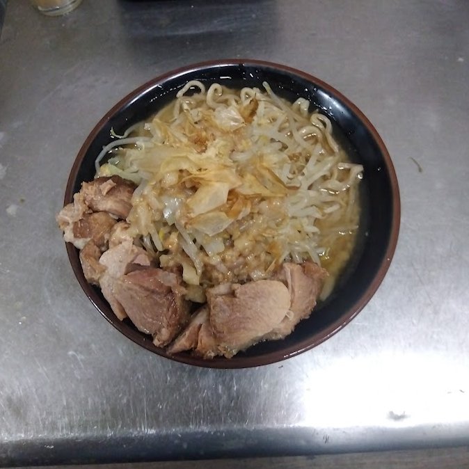 PalaceRamen's tweet photo. 本日ディナーは通常営業❣

昨日の１杯、
醬油ラーメン　野菜増し https://t.co/1cCcT5IlWF