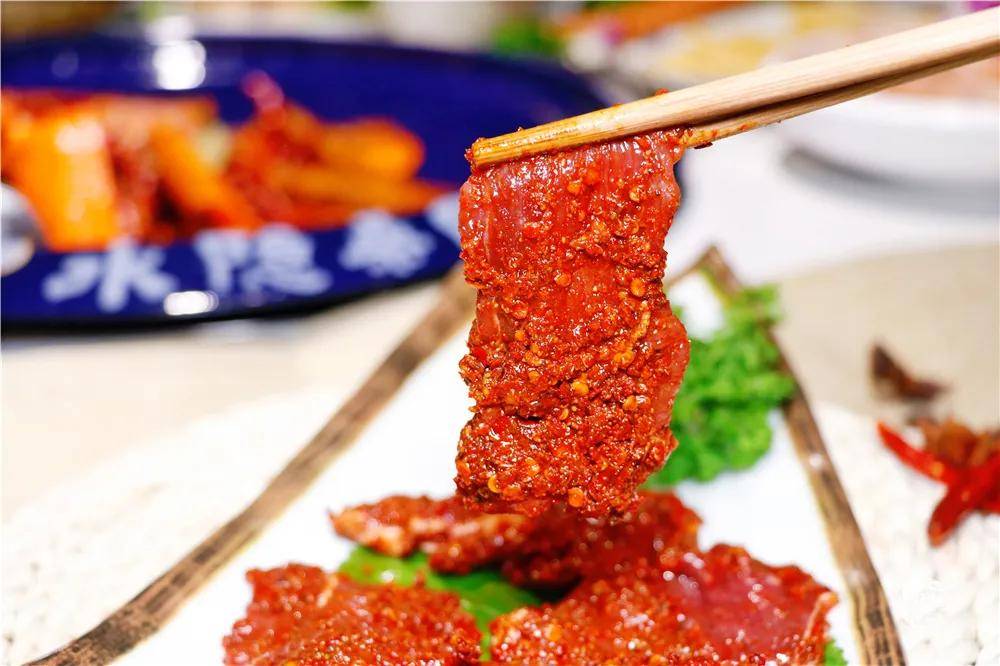 Giovannanas1's tweet photo. Craving vibrant flavor Try Korean-style spicy beef bulgogi wraps—tender marinated beef, crisp veggies, and a hint of gochujang in every bite, perfect for quick and delicious lunches!， https://t.co/pJF3aYbBtl