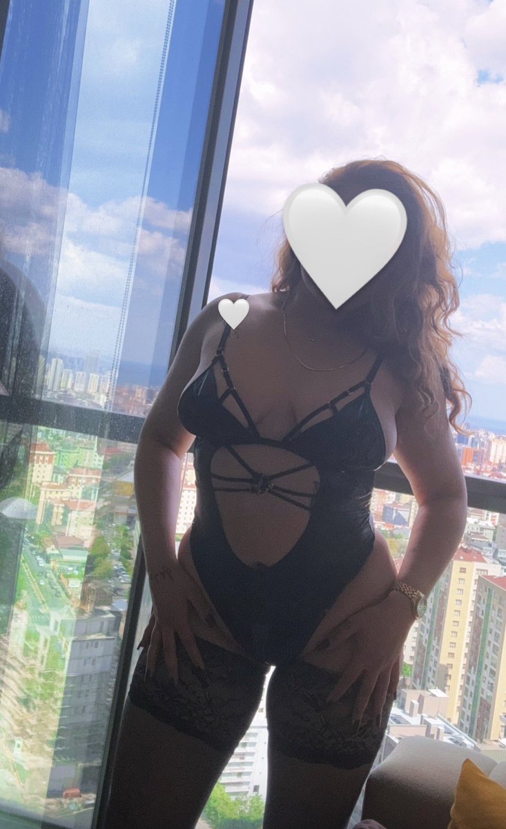 Tomrisstandbg's tweet photo. Gözün gönlün acilsin askim 💋 https://t.co/5RhO7ENmV2
