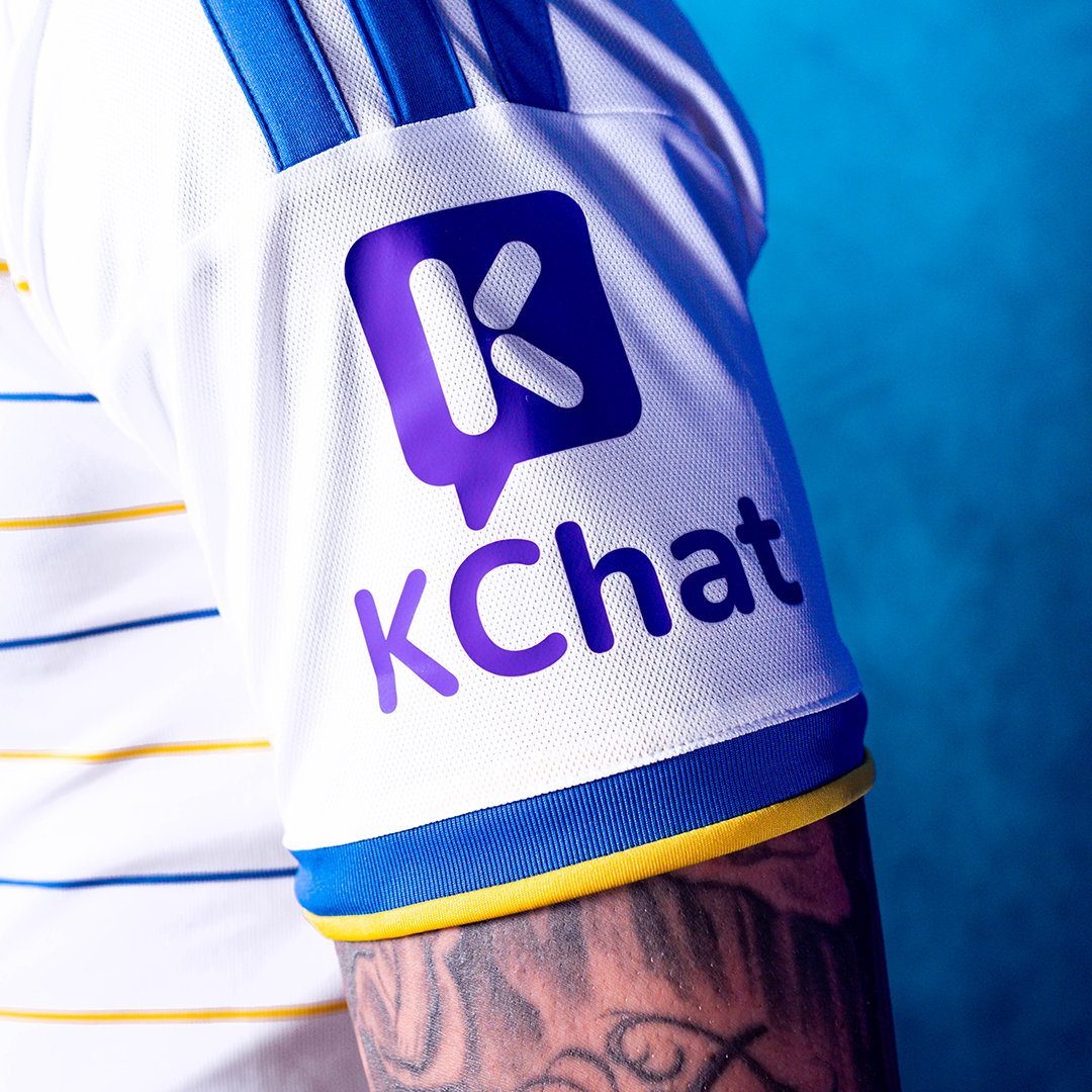 LUFC's tweet photo. 🤝 Leeds United is delighted to announce our Official Sleeve Partner, welcoming @KChatGlobal the encrypted messaging and community platform to the club