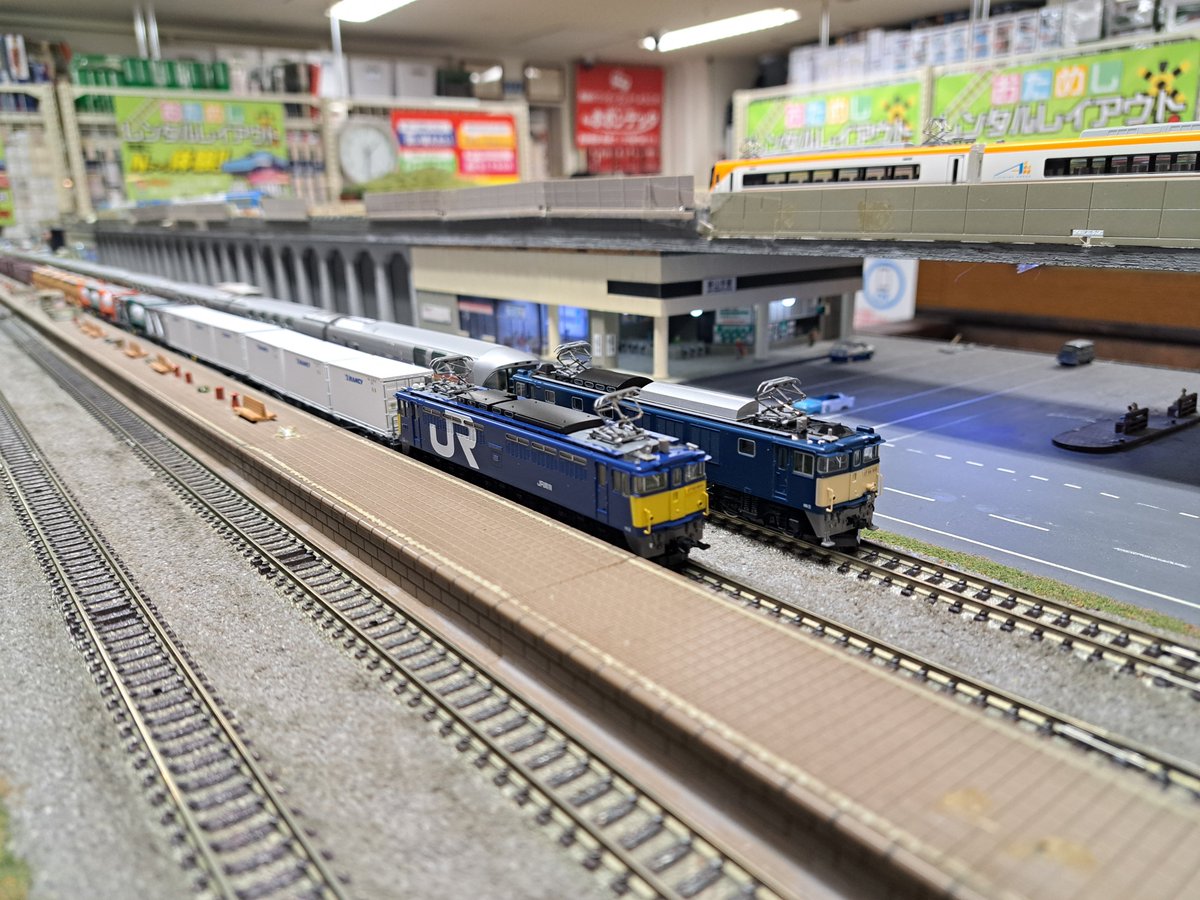 h_k_tekken's tweet photo. 明日のイベントに向けて、試運転を行いました！
1枚目:鹿島貨物と信州カシオペアです！
2枚目:D51-838です！
3枚目:C11-207牽引の客車列車です！
4枚目:EF64-1001牽引のカシオペアです！ https://t.co/yFWoA2ELYg