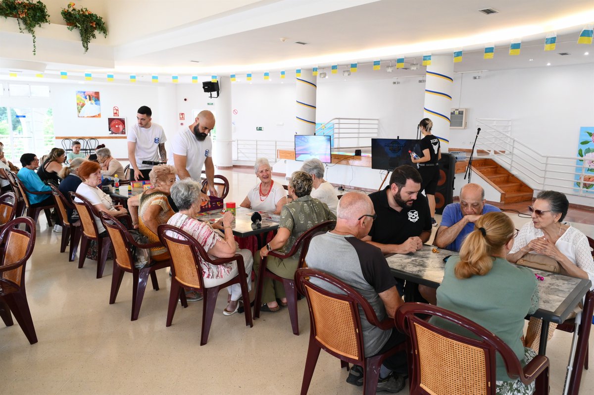 2d6Magazine's tweet photo. 📢Noticia👇

Elders in Game lleva el juego de mesa a las personas mayores para combatir la soledad no deseada

https://t.co/D7enAftK2h

#juegos #juegosdemesa #GranCanariaExperience https://t.co/lJ6rbBbXaw