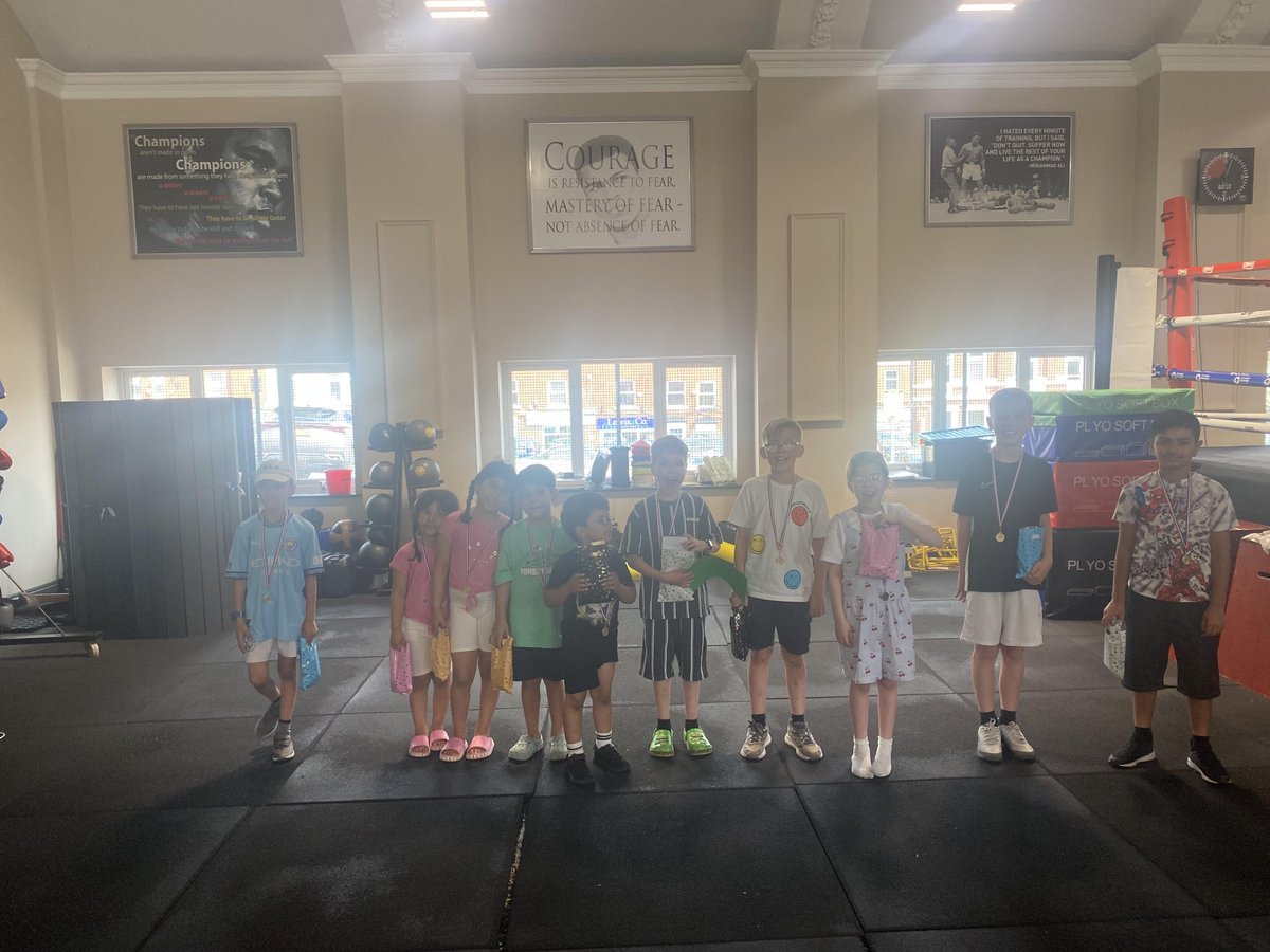oldhamboxing's tweet photo. And with that, our final (very hot!) week of HAF is finished. We had a great time handing out medals to the kids today. See you all next year! As always, our young people had the opportunity to engage in a plethora of activities alongside boxing. #oldhamboxing #HAF https://t.co/kqtA5jutD6