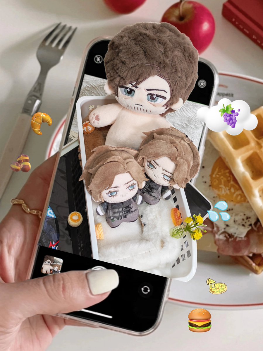 LAcasciaj's tweet photo. The RE9 Leon 20cm plush is almost ready! ✨
The pre-order will be opening very soon!

Thank you so much for your support! 💙
#LeonKennedy 
#ResidentEvilㅤ https://t.co/jTdDTFMhs5