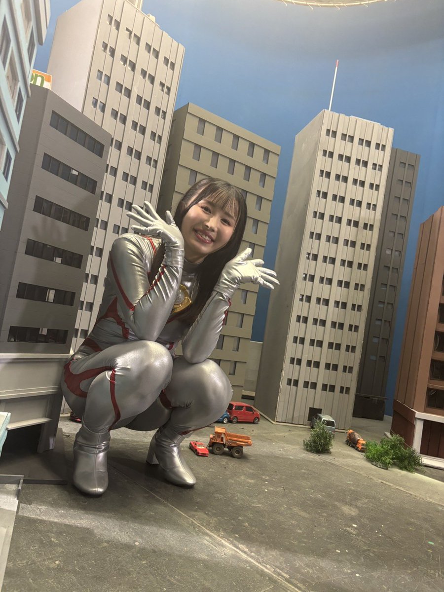tohrusakata's tweet photo. 2026G1 巨大特捜シルビア 幾野まちサン 撮影中オフショット写真📸 https://t.co/pZUymt2l45