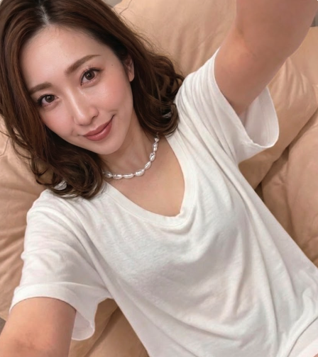 wakana99765's tweet photo. 46歳の寝巻きなんてこんなもんです。        
ダサすぎてた ちませんよね？笑 https://t.co/kmBbEs7f7s