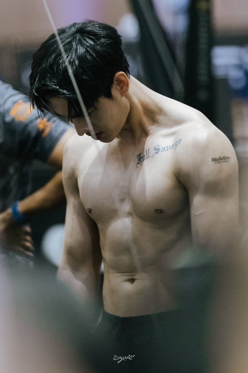 shychaelee's tweet photo. ก็ถ้ามันงัดแสงยากนัก.....
ก็เอาแบบดิบๆ หูดับไปเลยจ้ะ 🔥

✧.* #pavelphoom @pavelphoom *.✧
260816 — #PavelphoomHyroxDay https://t.co/5tVvzp5UEN