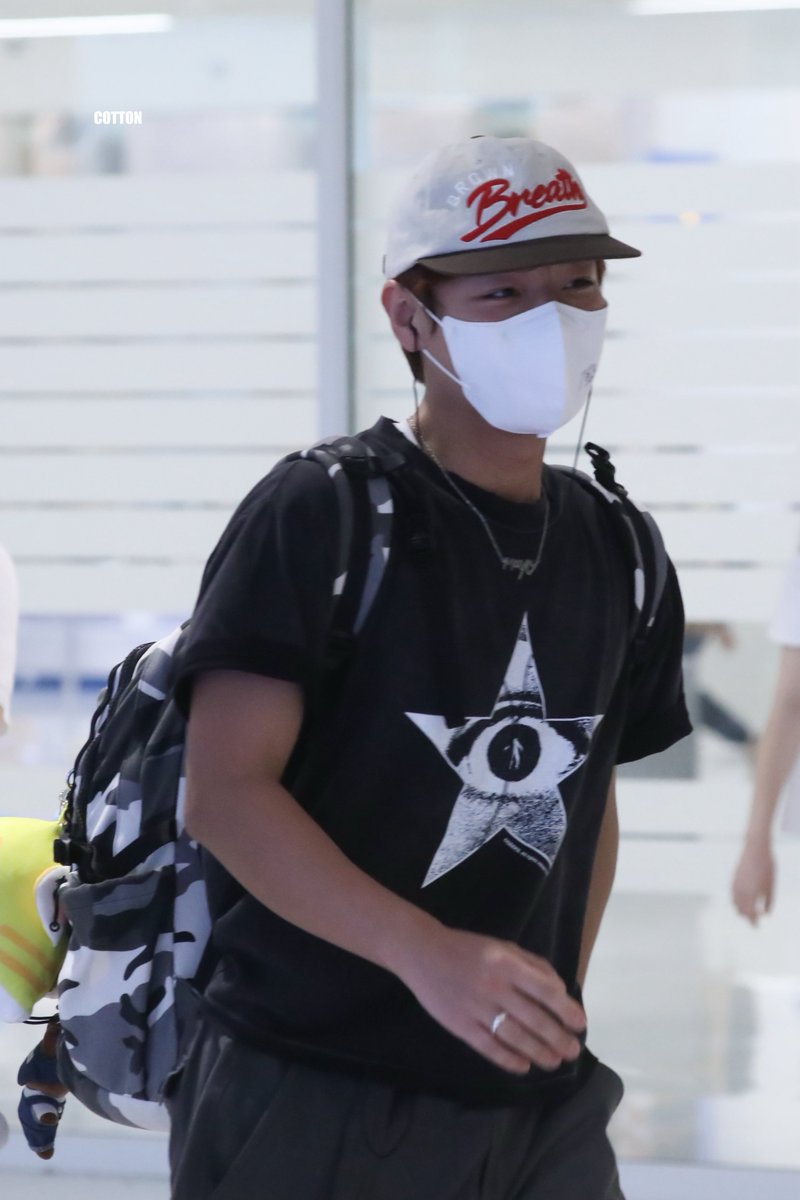 cotton_may529's tweet photo. 260817 ICN 입국

#박지훈 #parkjihoon https://t.co/ExlozHPFbg